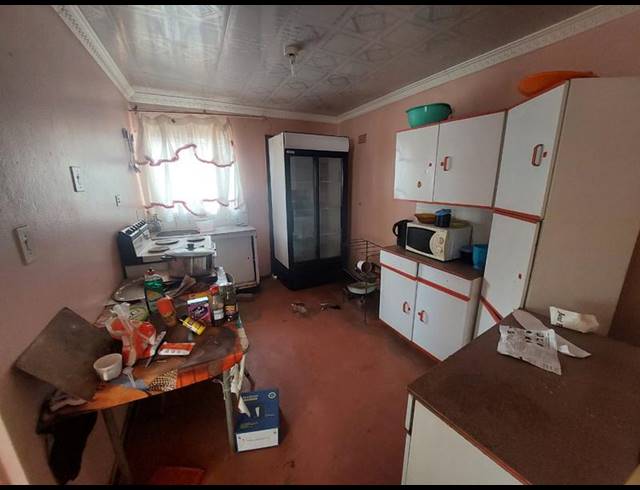 2 BEDROOM HOUSE FOR SALE IN MOHLAKENG